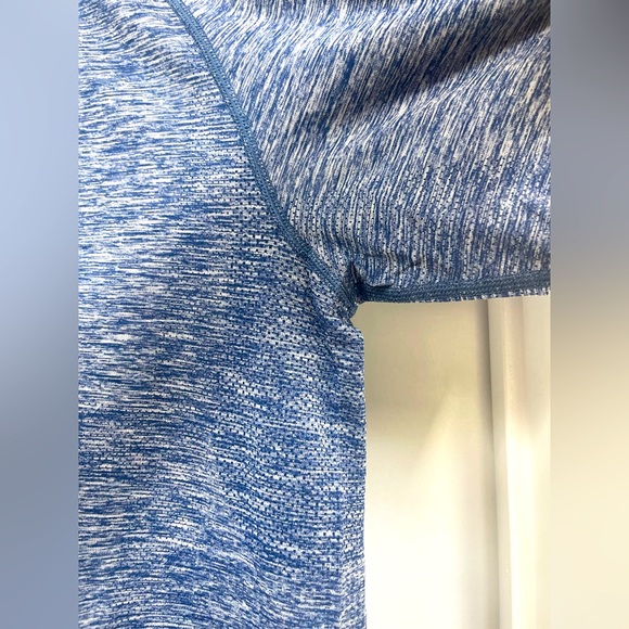 Lululemon Men's Metal Vent Tech Tee. Heather Blue. Men’s Large - Picture 5 of 5